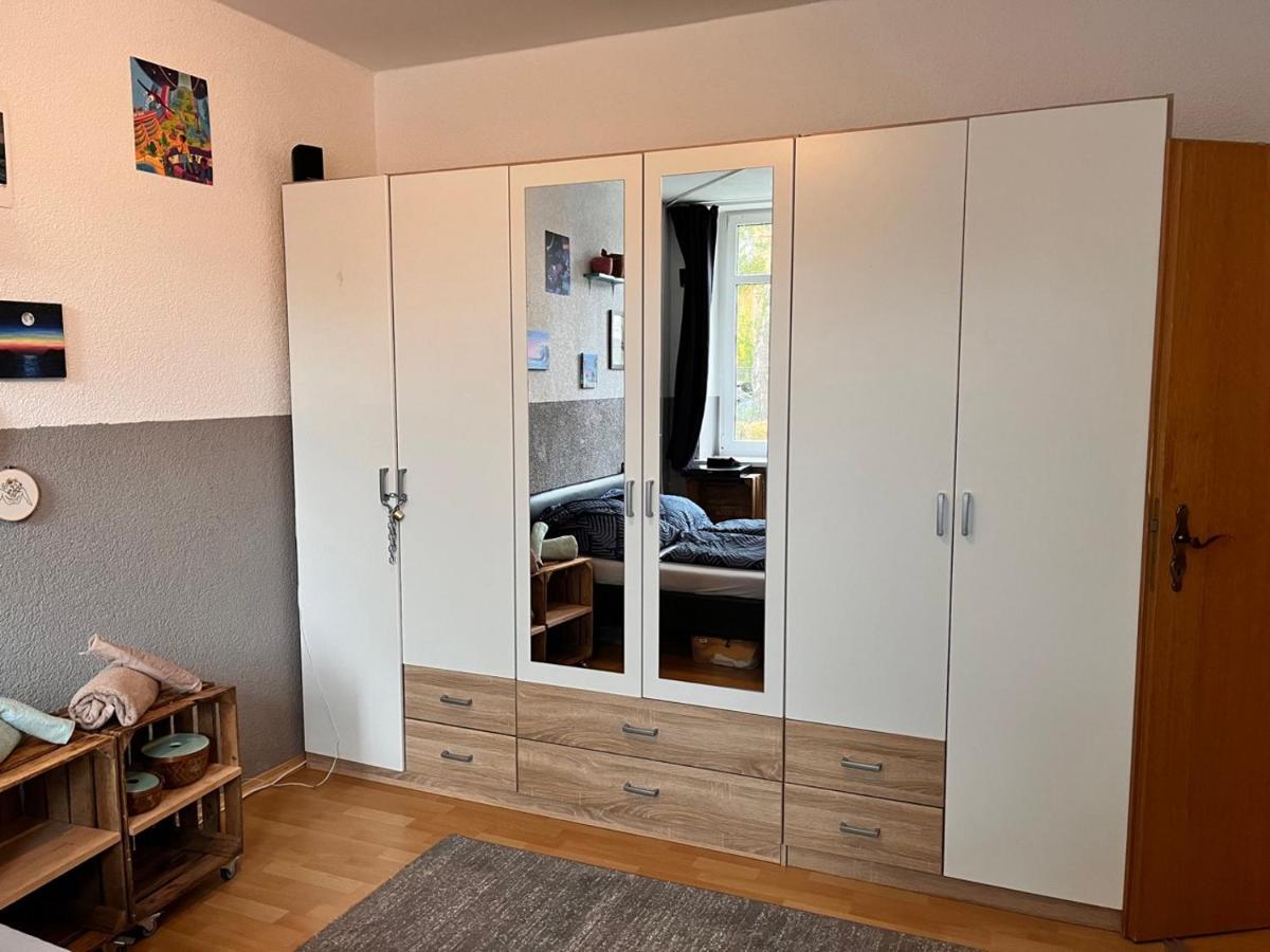 Gemutliche Oase - Tv, Beamer, Kuche Fur 4 Personen Apartment เดรสเดน ภายนอก รูปภาพ